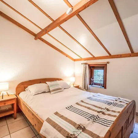 Pippa With Parking & Garden By Interhome *